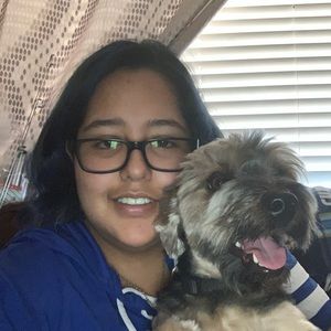 Meet your Posher, Damaris